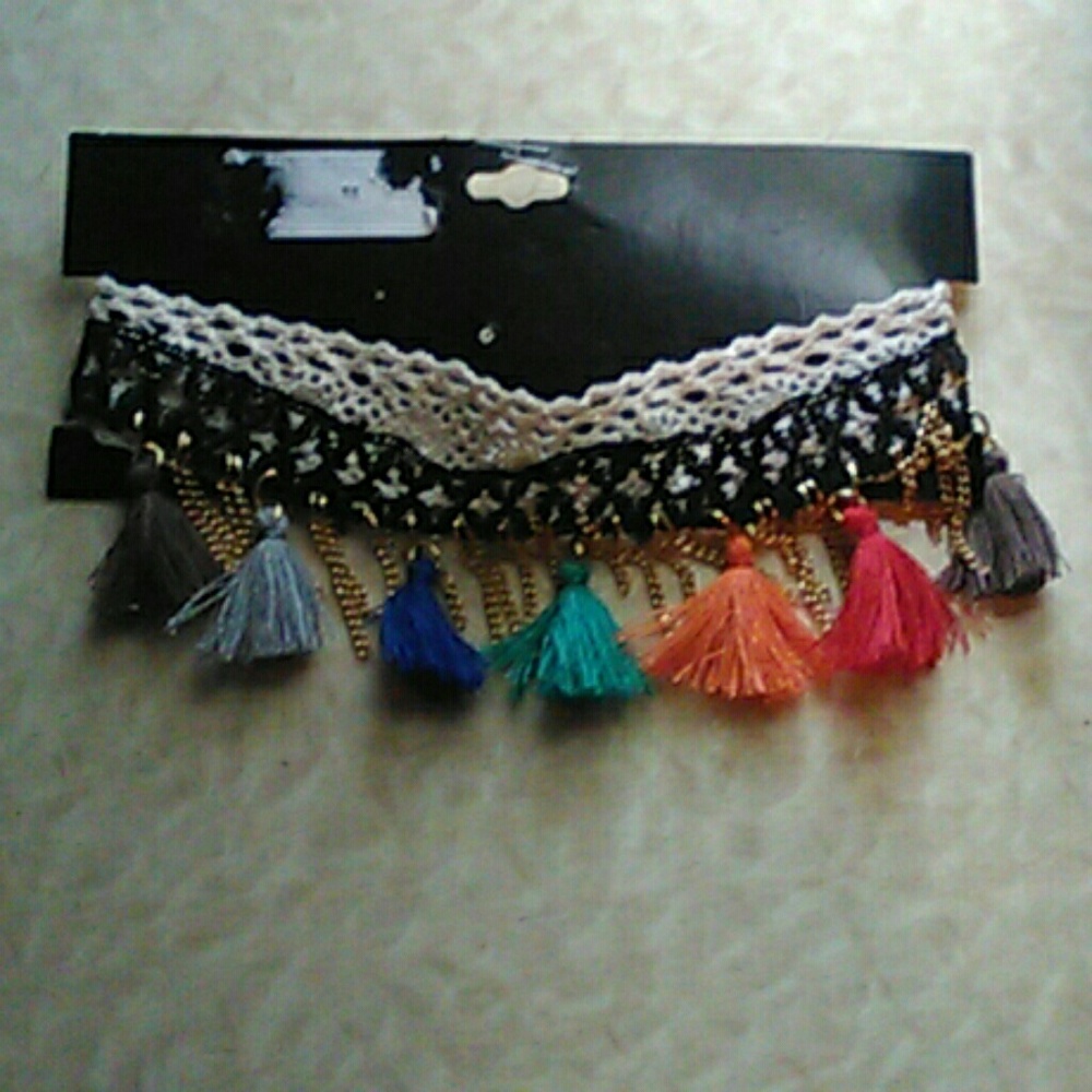 Colorful choker necklace